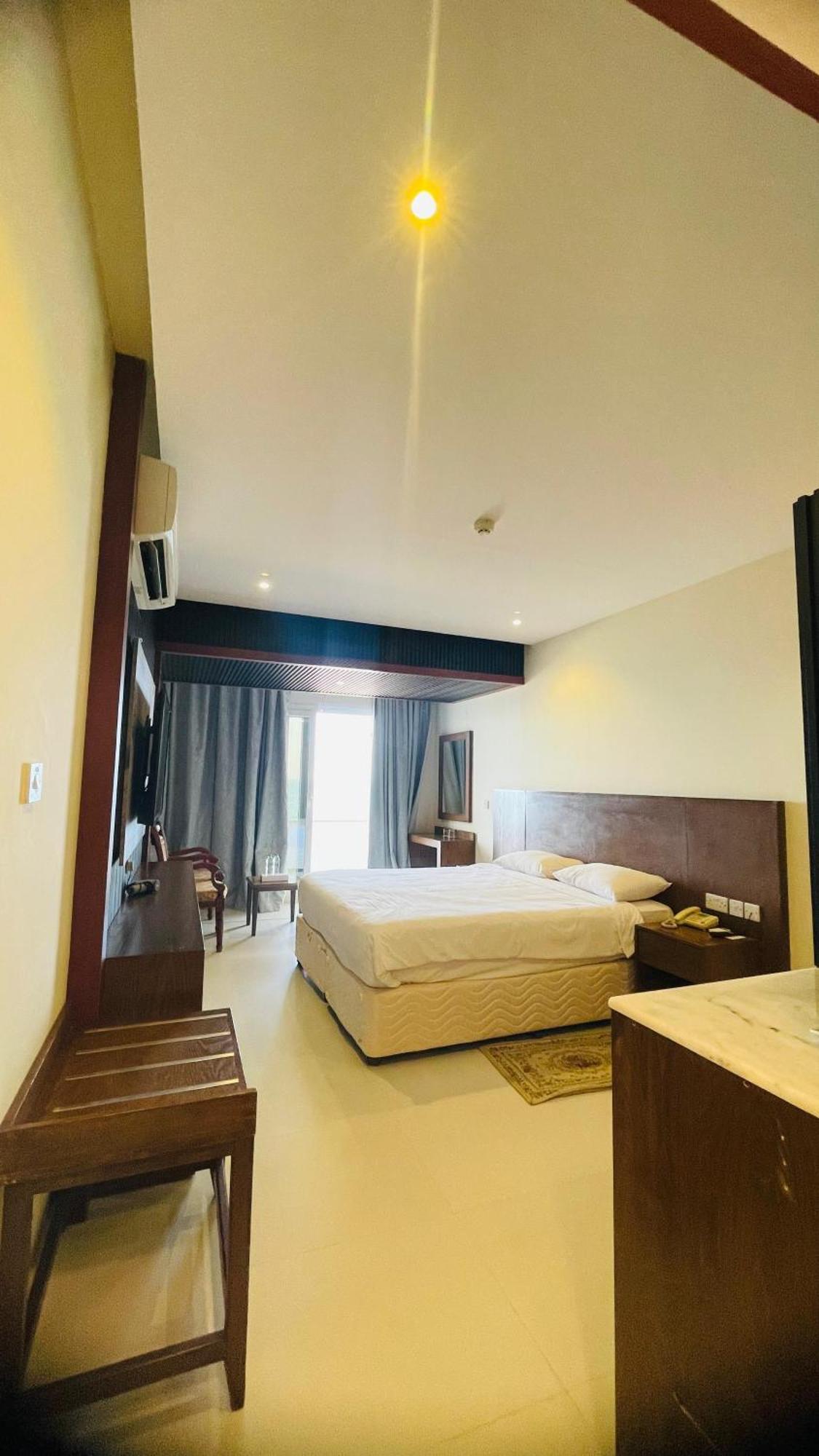 Resort Sur Beach Holiday Экстерьер фото